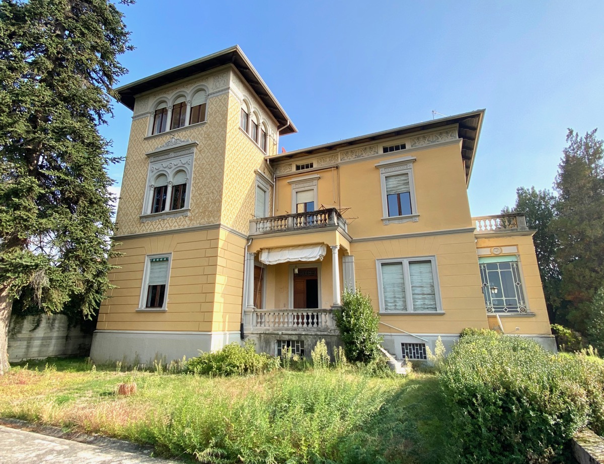 Biella Strada La Specola Villa In Vendita