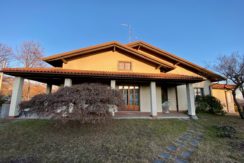 Pollone Villa In Vendita