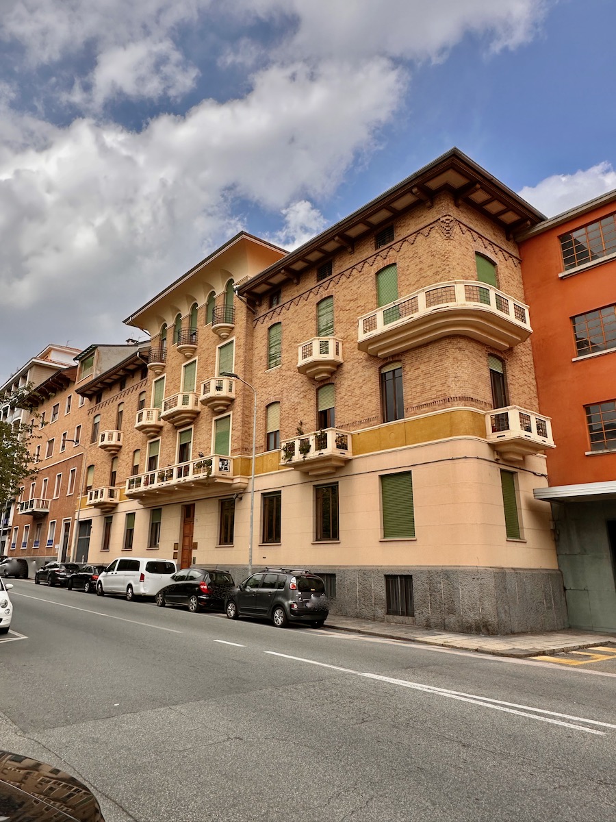 Biella Via Torino Due Alloggi In Vendita In Blocco