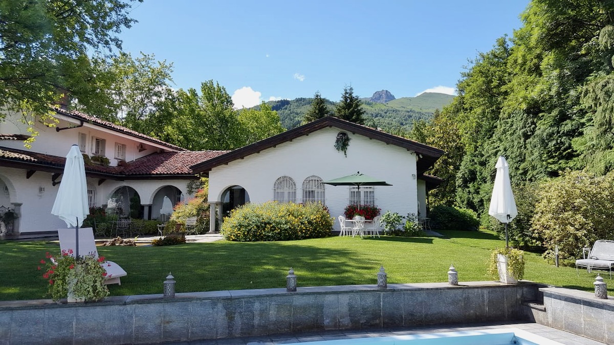 Pollone Via Benedetto Croce  – Villa La Vittoria In Vendita