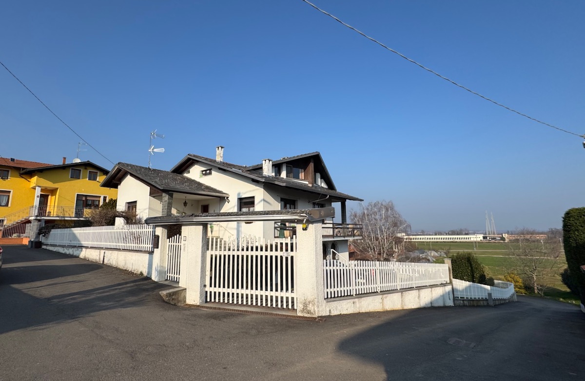 Candelo Via Belvedere Villa Indipendente in Vendita
