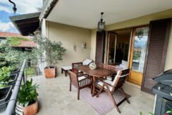 Cossato Appartamento In Villa Indipendente con Giardino e Terrazzo In Vendita