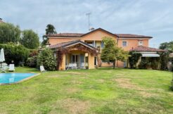 Vandorno Esclusiva Villa Con Piscina In Vendita