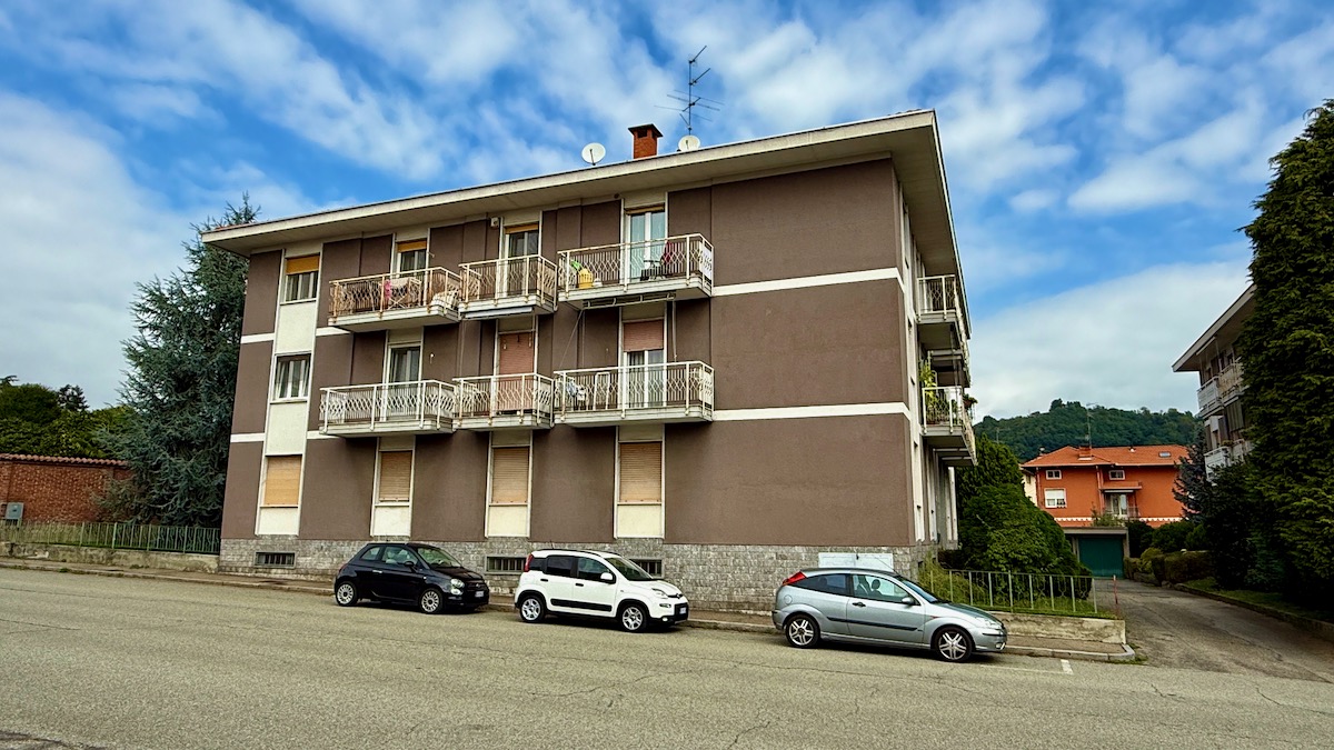 Chiavazza Via De Amicis Appartamento Ultimo Piano In Vendita