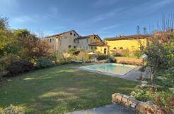 Mongrando Casale con Piscina In Vendita