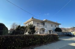 Vigliano Biellese Villa In Vendita