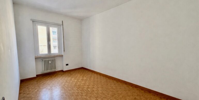 5FAC06A4-B109-4522-96B3-8BB925B7CD6B